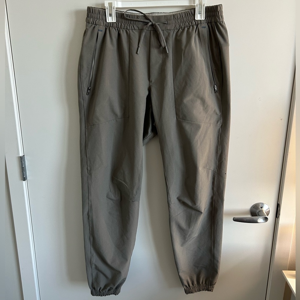 Lululemon License to Train Jogger